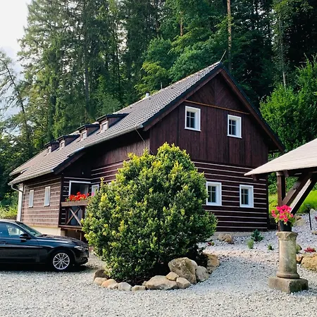 - Ceske Svycarsko Jetrichovice (Usti nad Labem)